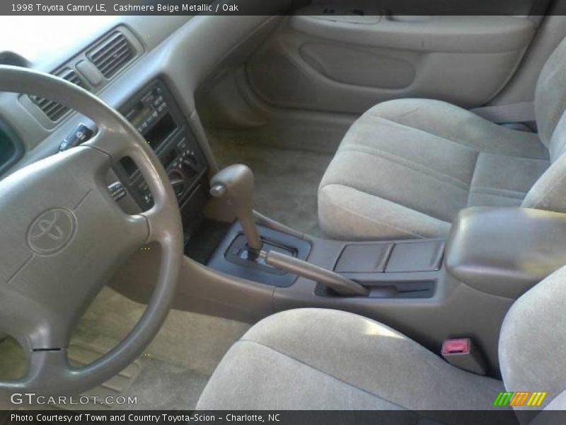 Cashmere Beige Metallic / Oak 1998 Toyota Camry LE