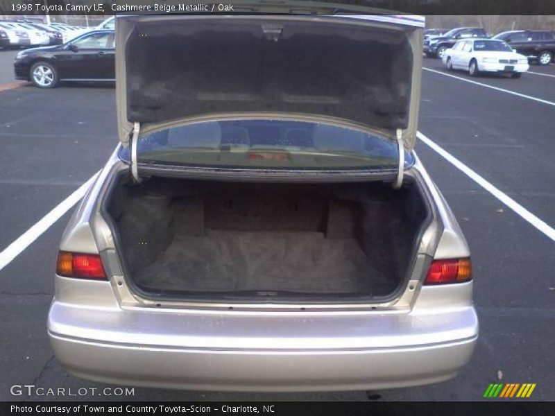 Cashmere Beige Metallic / Oak 1998 Toyota Camry LE