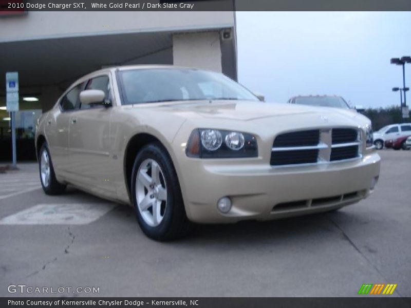 White Gold Pearl / Dark Slate Gray 2010 Dodge Charger SXT
