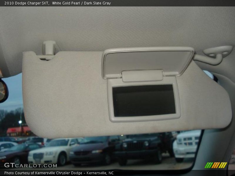 White Gold Pearl / Dark Slate Gray 2010 Dodge Charger SXT