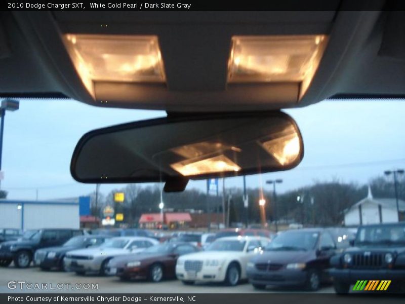 White Gold Pearl / Dark Slate Gray 2010 Dodge Charger SXT