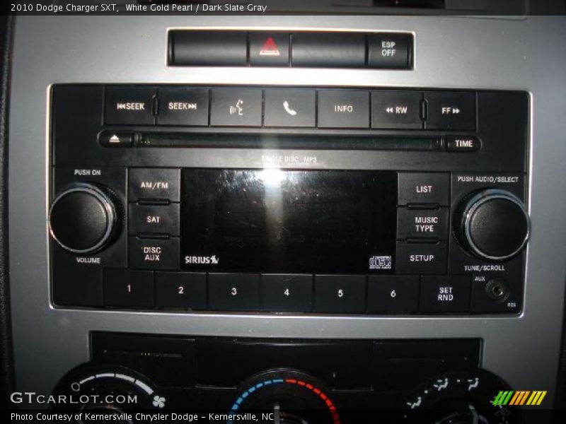 White Gold Pearl / Dark Slate Gray 2010 Dodge Charger SXT
