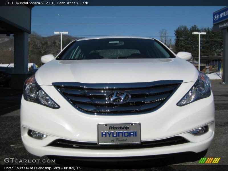 Pearl White / Black 2011 Hyundai Sonata SE 2.0T