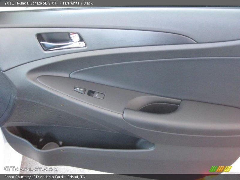 Pearl White / Black 2011 Hyundai Sonata SE 2.0T