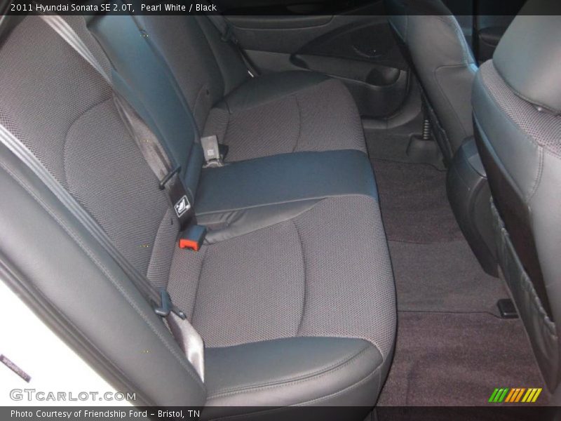 Pearl White / Black 2011 Hyundai Sonata SE 2.0T