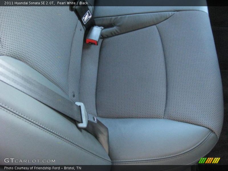 Pearl White / Black 2011 Hyundai Sonata SE 2.0T