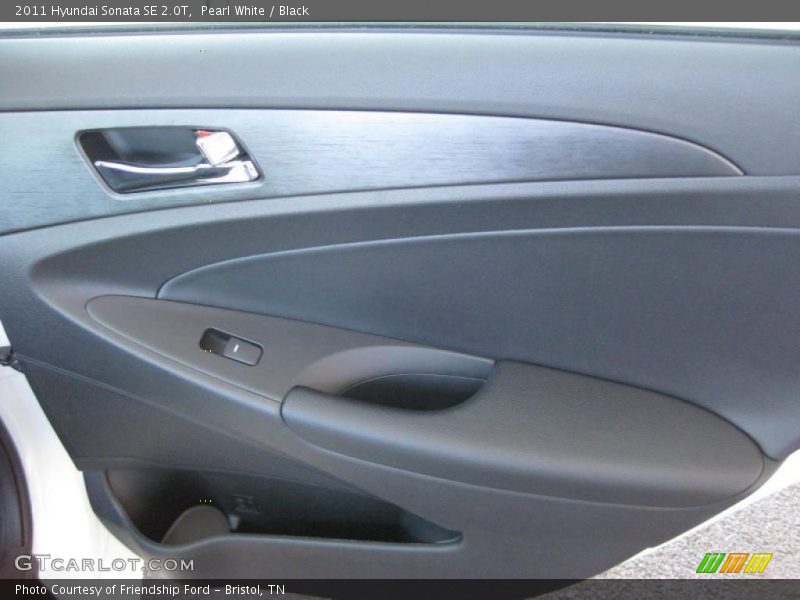 Pearl White / Black 2011 Hyundai Sonata SE 2.0T