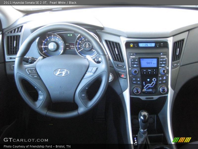 Dashboard of 2011 Sonata SE 2.0T