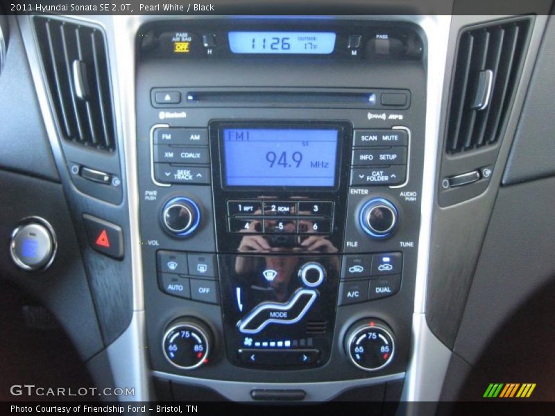 Controls of 2011 Sonata SE 2.0T