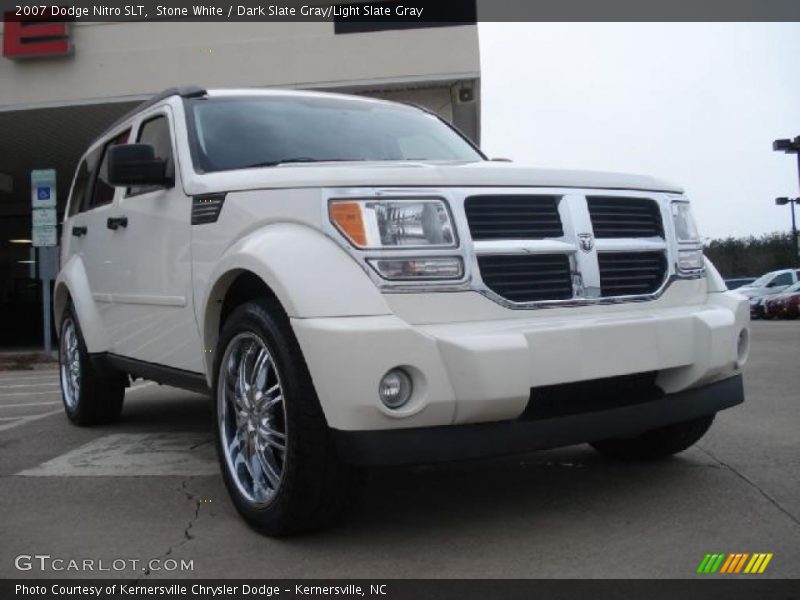 Stone White / Dark Slate Gray/Light Slate Gray 2007 Dodge Nitro SLT