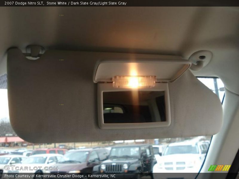 Stone White / Dark Slate Gray/Light Slate Gray 2007 Dodge Nitro SLT