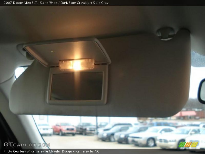 Stone White / Dark Slate Gray/Light Slate Gray 2007 Dodge Nitro SLT