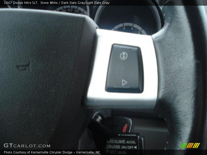 Stone White / Dark Slate Gray/Light Slate Gray 2007 Dodge Nitro SLT