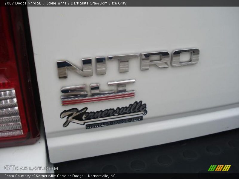 Stone White / Dark Slate Gray/Light Slate Gray 2007 Dodge Nitro SLT