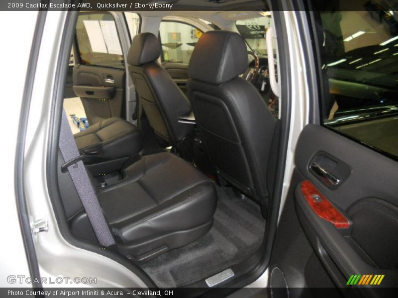 Quicksilver / Ebony/Ebony 2009 Cadillac Escalade AWD