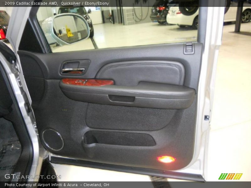 Quicksilver / Ebony/Ebony 2009 Cadillac Escalade AWD