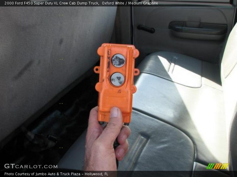 Oxford White / Medium Graphite 2000 Ford F450 Super Duty XL Crew Cab Dump Truck
