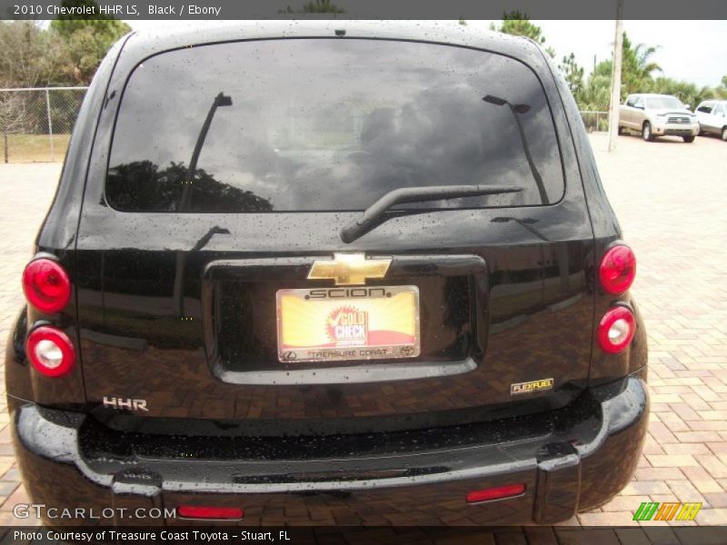 Black / Ebony 2010 Chevrolet HHR LS