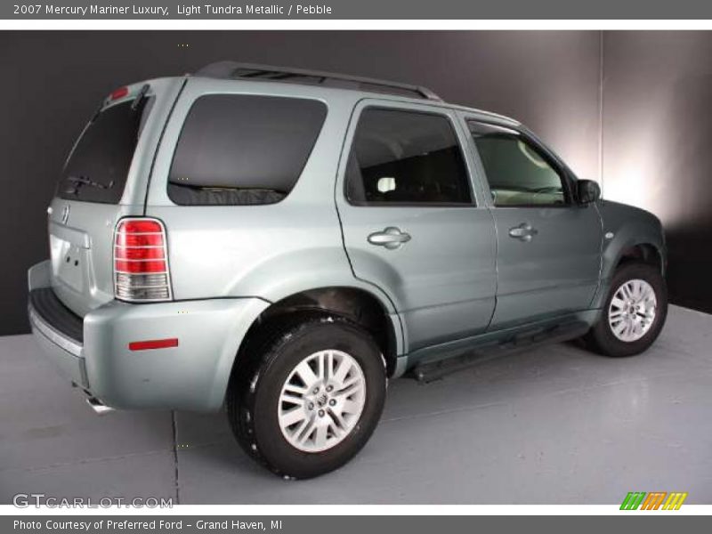 Light Tundra Metallic / Pebble 2007 Mercury Mariner Luxury