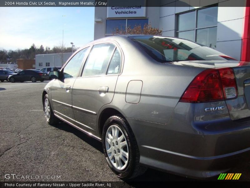 Magnesium Metallic / Gray 2004 Honda Civic LX Sedan