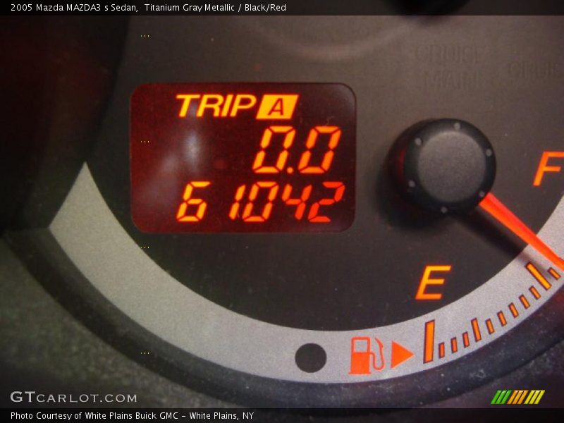 Titanium Gray Metallic / Black/Red 2005 Mazda MAZDA3 s Sedan