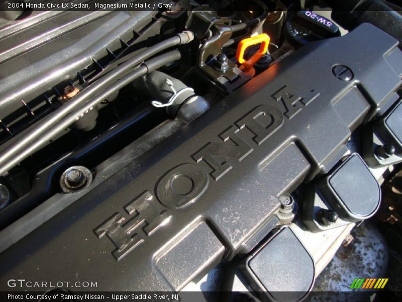 Magnesium Metallic / Gray 2004 Honda Civic LX Sedan