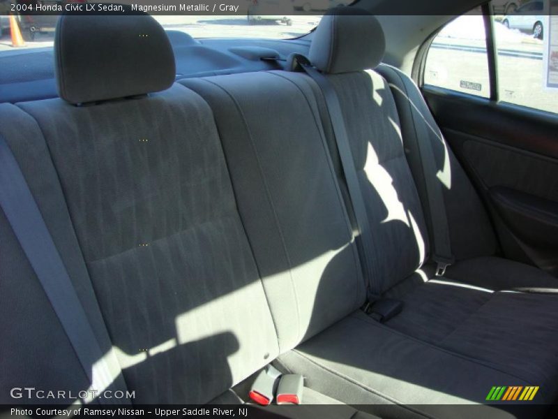 Magnesium Metallic / Gray 2004 Honda Civic LX Sedan