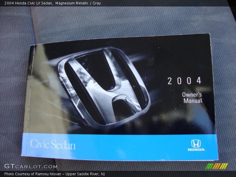 Magnesium Metallic / Gray 2004 Honda Civic LX Sedan