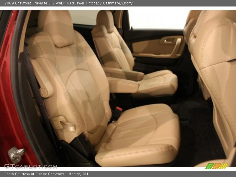 Red Jewel Tintcoat / Cashmere/Ebony 2009 Chevrolet Traverse LTZ AWD