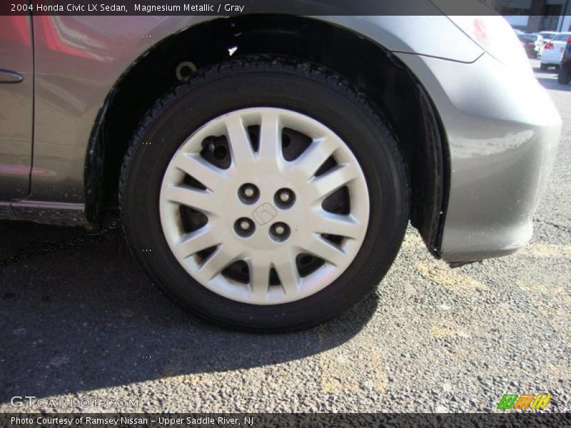 Magnesium Metallic / Gray 2004 Honda Civic LX Sedan