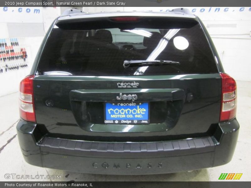 Natural Green Pearl / Dark Slate Gray 2010 Jeep Compass Sport
