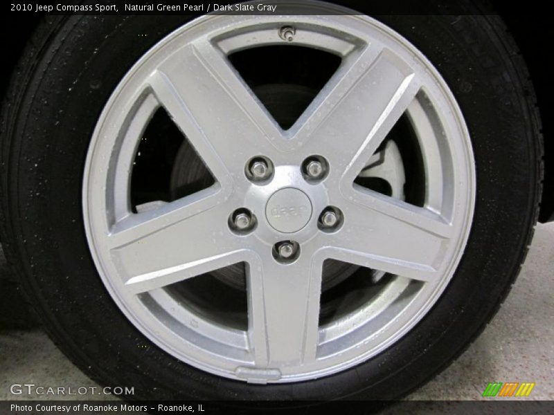 Natural Green Pearl / Dark Slate Gray 2010 Jeep Compass Sport