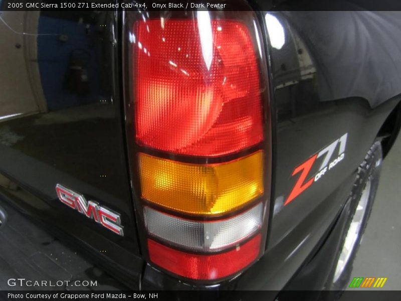 Onyx Black / Dark Pewter 2005 GMC Sierra 1500 Z71 Extended Cab 4x4