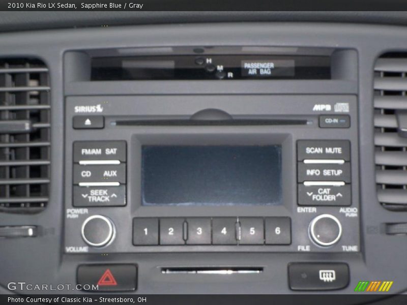 Controls of 2010 Rio LX Sedan