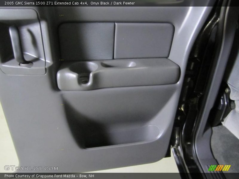 Onyx Black / Dark Pewter 2005 GMC Sierra 1500 Z71 Extended Cab 4x4