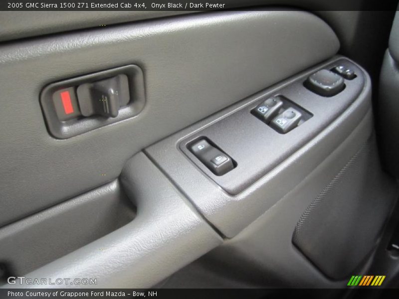 Onyx Black / Dark Pewter 2005 GMC Sierra 1500 Z71 Extended Cab 4x4