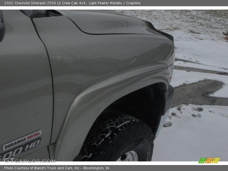 Light Pewter Metallic / Graphite 2002 Chevrolet Silverado 2500 LS Crew Cab 4x4