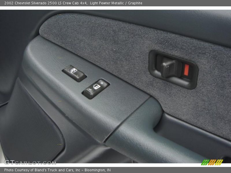 Light Pewter Metallic / Graphite 2002 Chevrolet Silverado 2500 LS Crew Cab 4x4