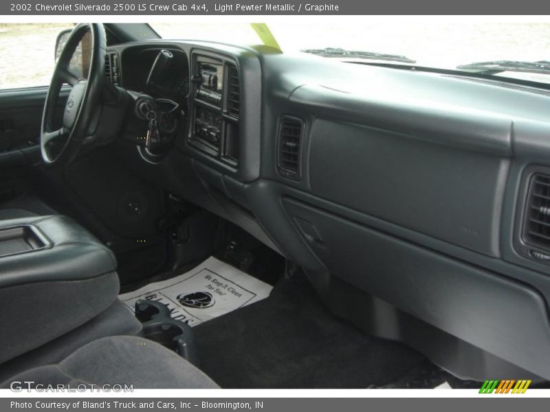 Light Pewter Metallic / Graphite 2002 Chevrolet Silverado 2500 LS Crew Cab 4x4