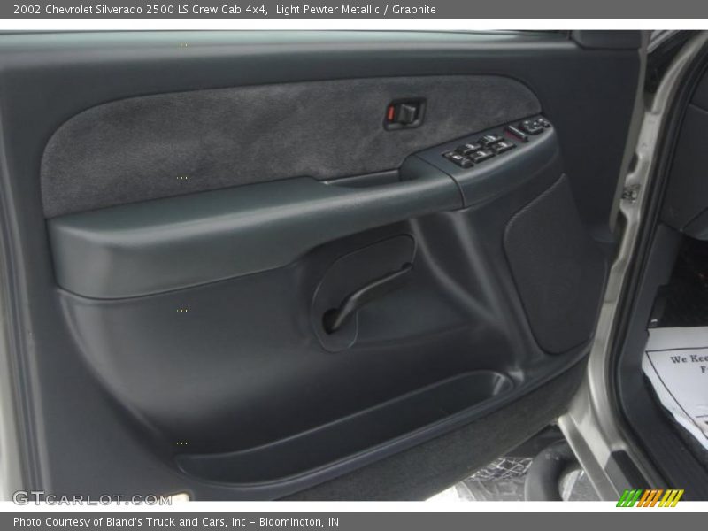 Light Pewter Metallic / Graphite 2002 Chevrolet Silverado 2500 LS Crew Cab 4x4