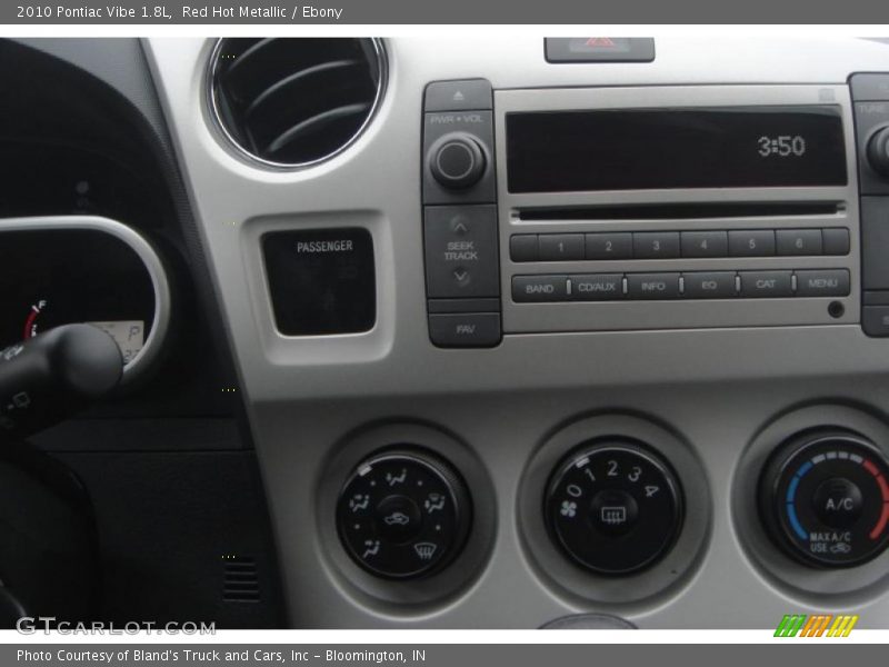 Red Hot Metallic / Ebony 2010 Pontiac Vibe 1.8L