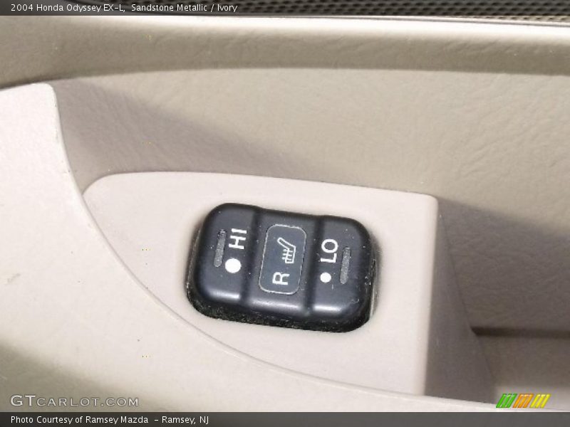 Sandstone Metallic / Ivory 2004 Honda Odyssey EX-L