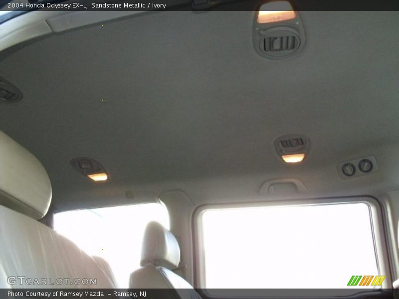 Sandstone Metallic / Ivory 2004 Honda Odyssey EX-L