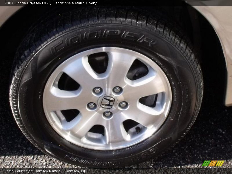 Sandstone Metallic / Ivory 2004 Honda Odyssey EX-L