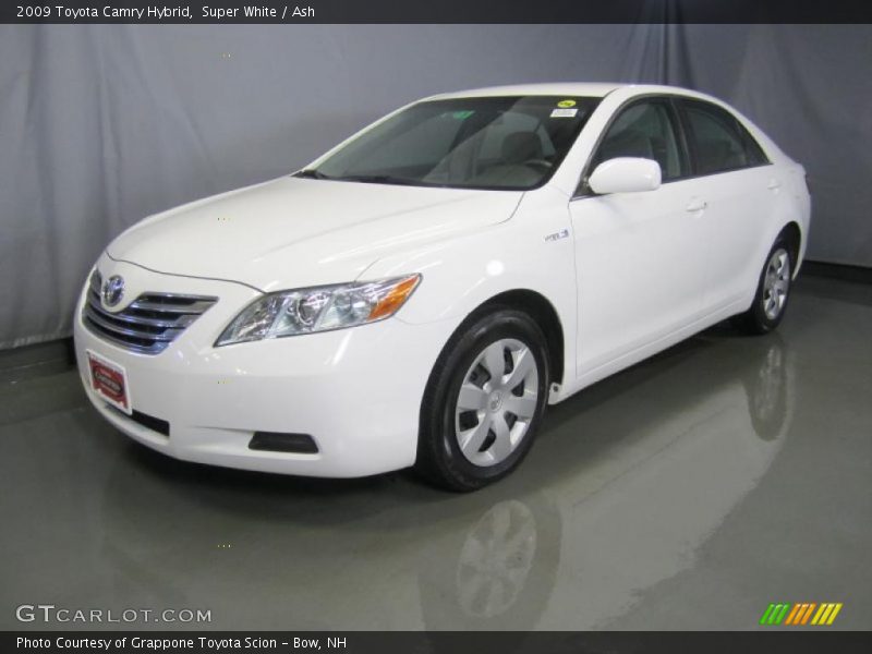 Super White / Ash 2009 Toyota Camry Hybrid