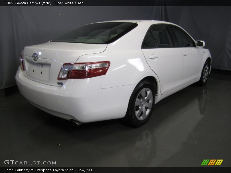 Super White / Ash 2009 Toyota Camry Hybrid