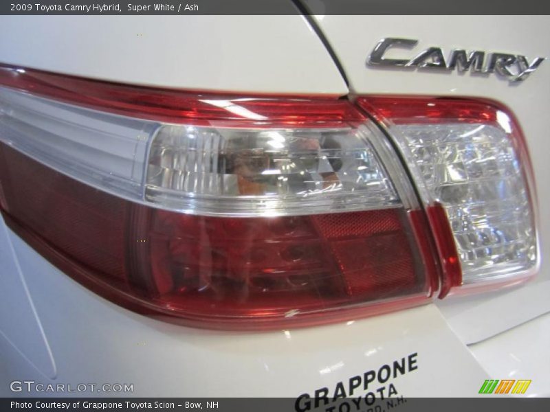 Super White / Ash 2009 Toyota Camry Hybrid