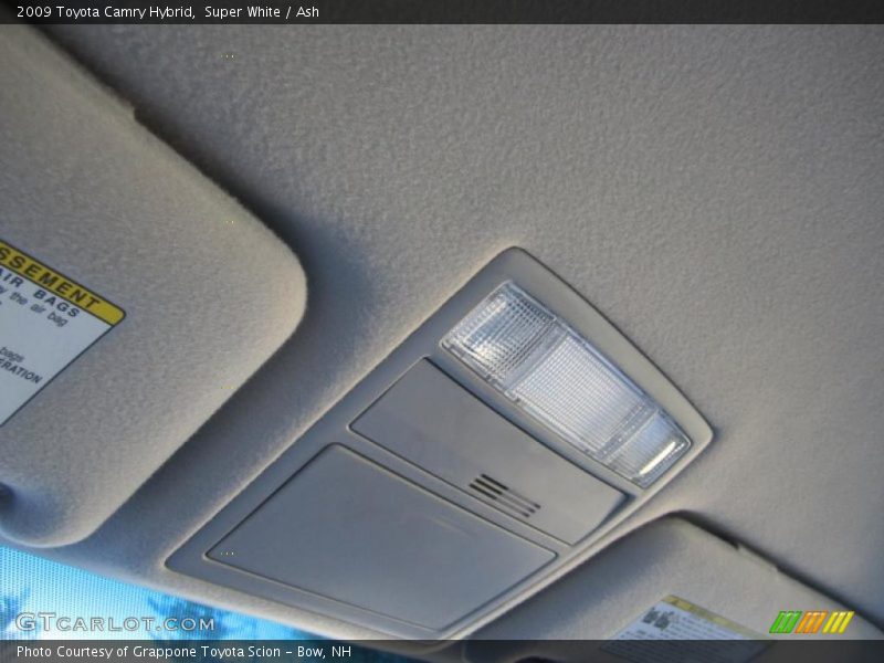 Super White / Ash 2009 Toyota Camry Hybrid