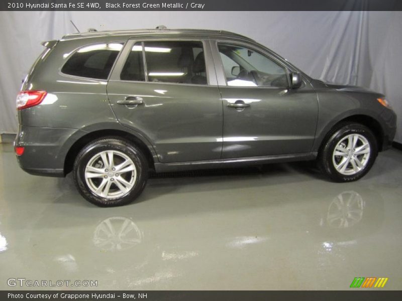 Black Forest Green Metallic / Gray 2010 Hyundai Santa Fe SE 4WD