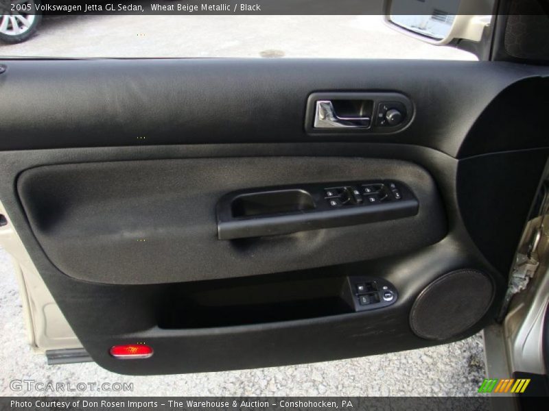 Wheat Beige Metallic / Black 2005 Volkswagen Jetta GL Sedan